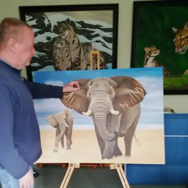 Fine art wildlife paintings by artist UK Steve Cooper